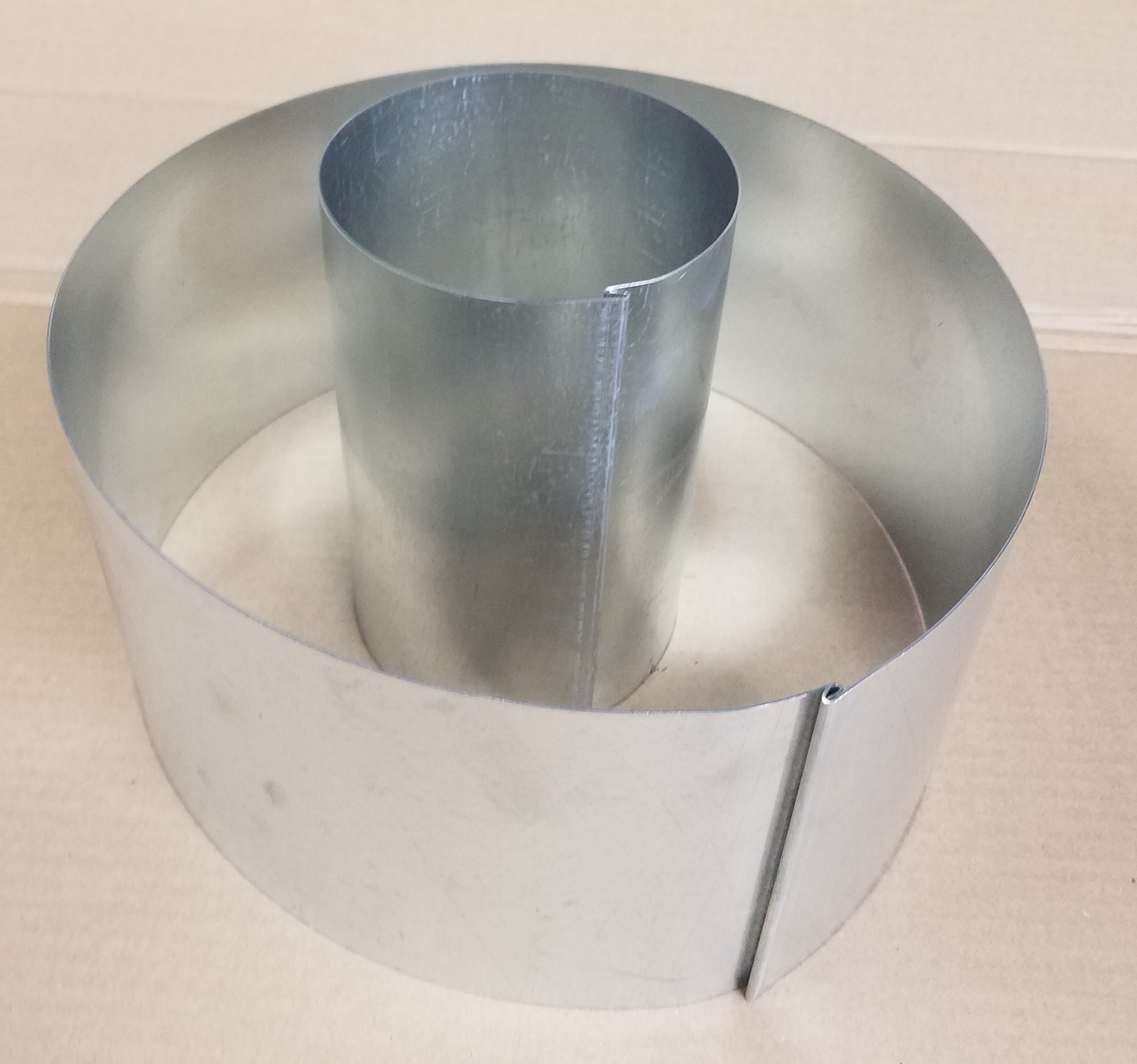 SLEEVES I. RAUCH'S SONS INC.